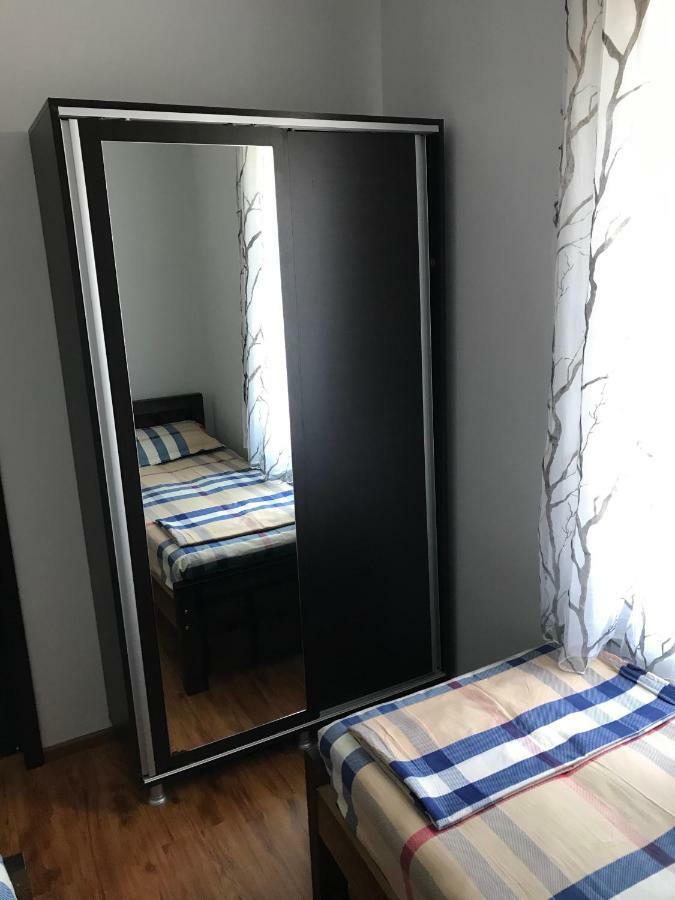 Kobuleti Guest House Chexov 24 Koboeleti Buitenkant foto